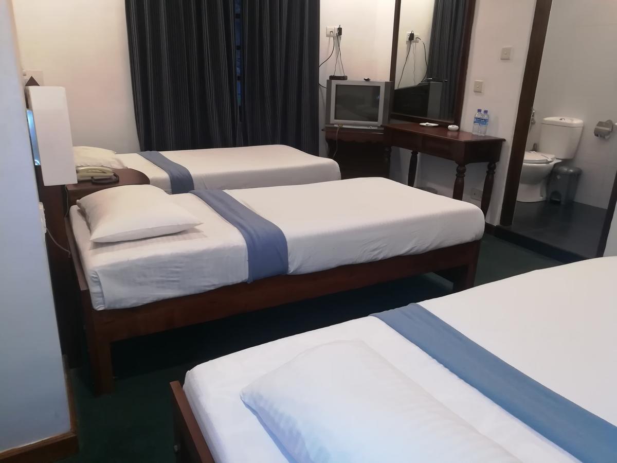 Hotel Silver Falls - Nuwara Eliya Extérieur photo