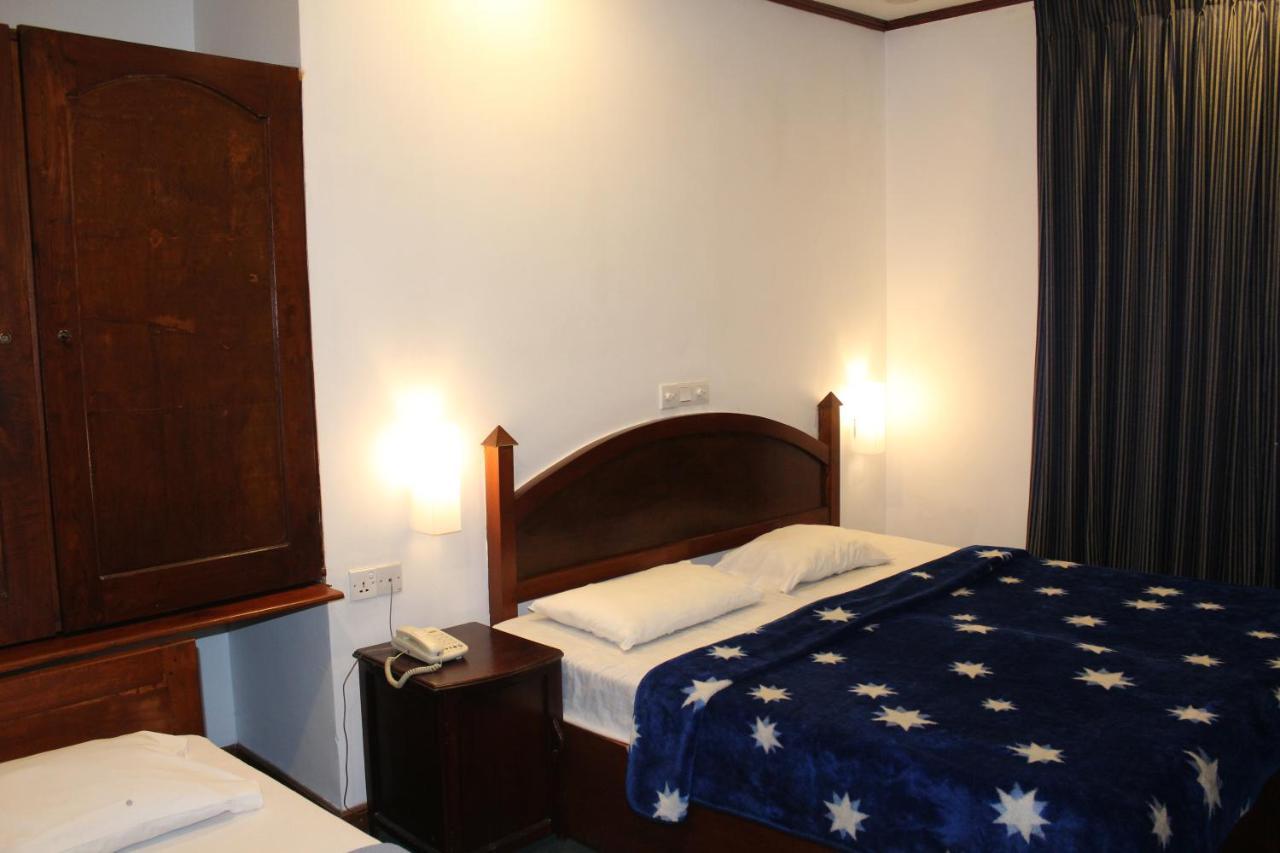 Hotel Silver Falls - Nuwara Eliya Extérieur photo