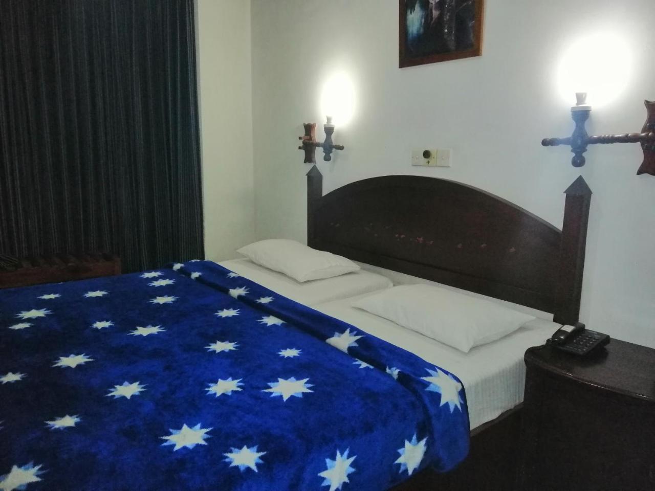 Hotel Silver Falls - Nuwara Eliya Chambre photo